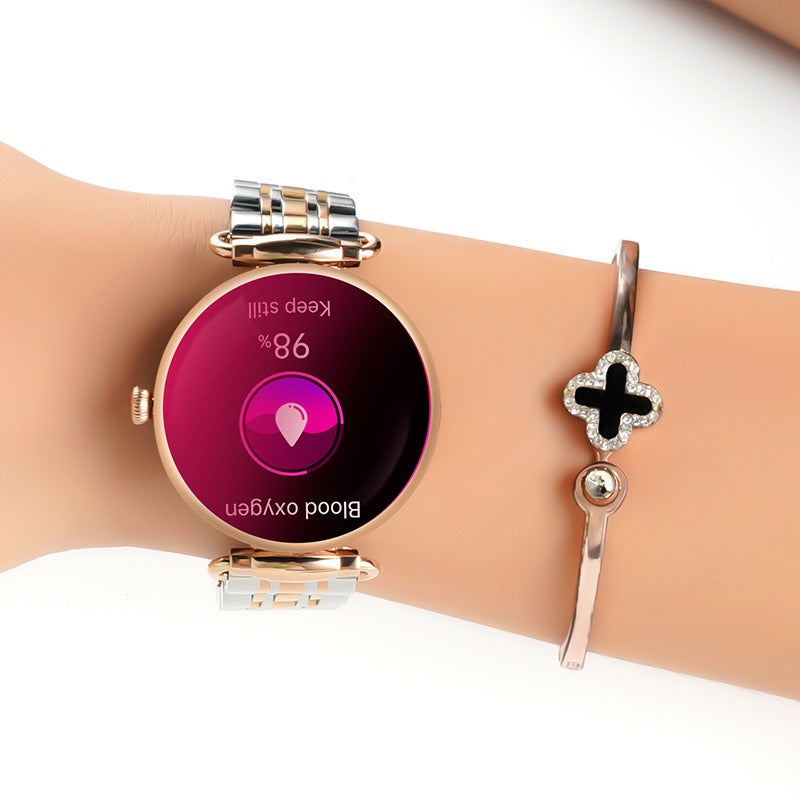 women's smartwatch health monitoring
