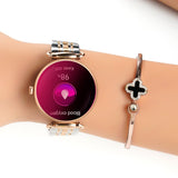 women's smartwatch health monitoring